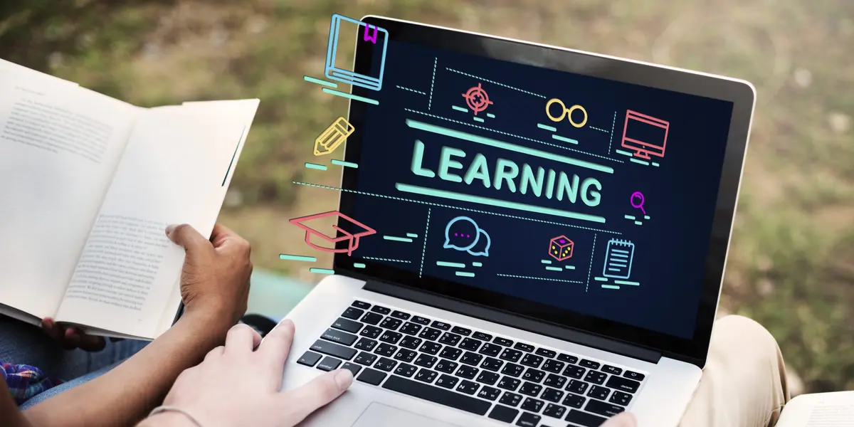 Baru Lulus dan Belum Dapat Kerja? Tenang, Coba Tambah Skill Kamu Lewat Kursus Online Gratis Ini